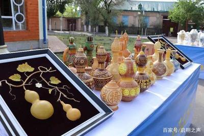 伊寧市六星街文創(chuàng)小集市 品味美食與手工藝品，發(fā)現(xiàn)城市文化新魅力